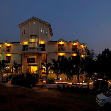 The Sea Horse Resort Baga Buitenkant foto