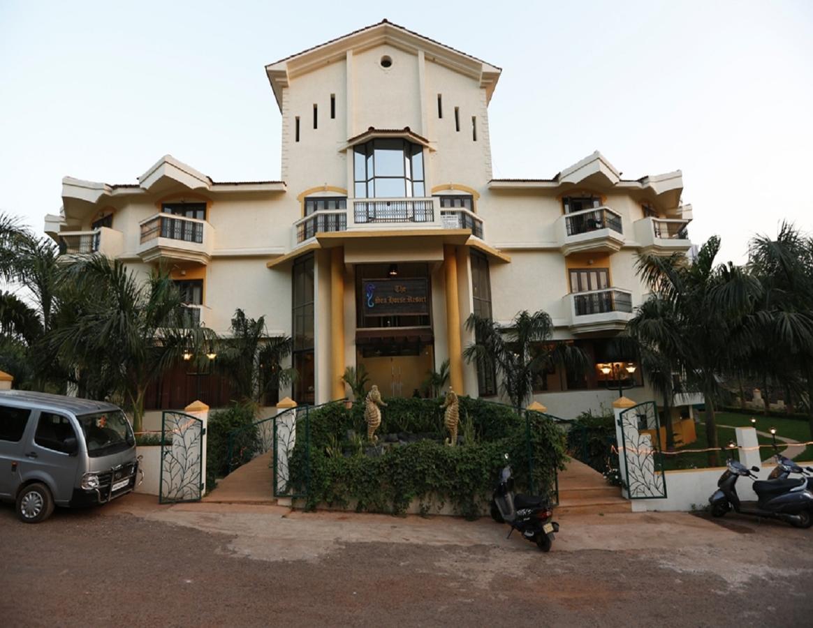 The Sea Horse Resort Baga Buitenkant foto